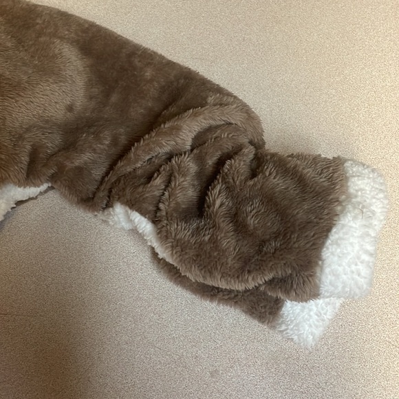 Reindeer onesie - Picture 2 of 6